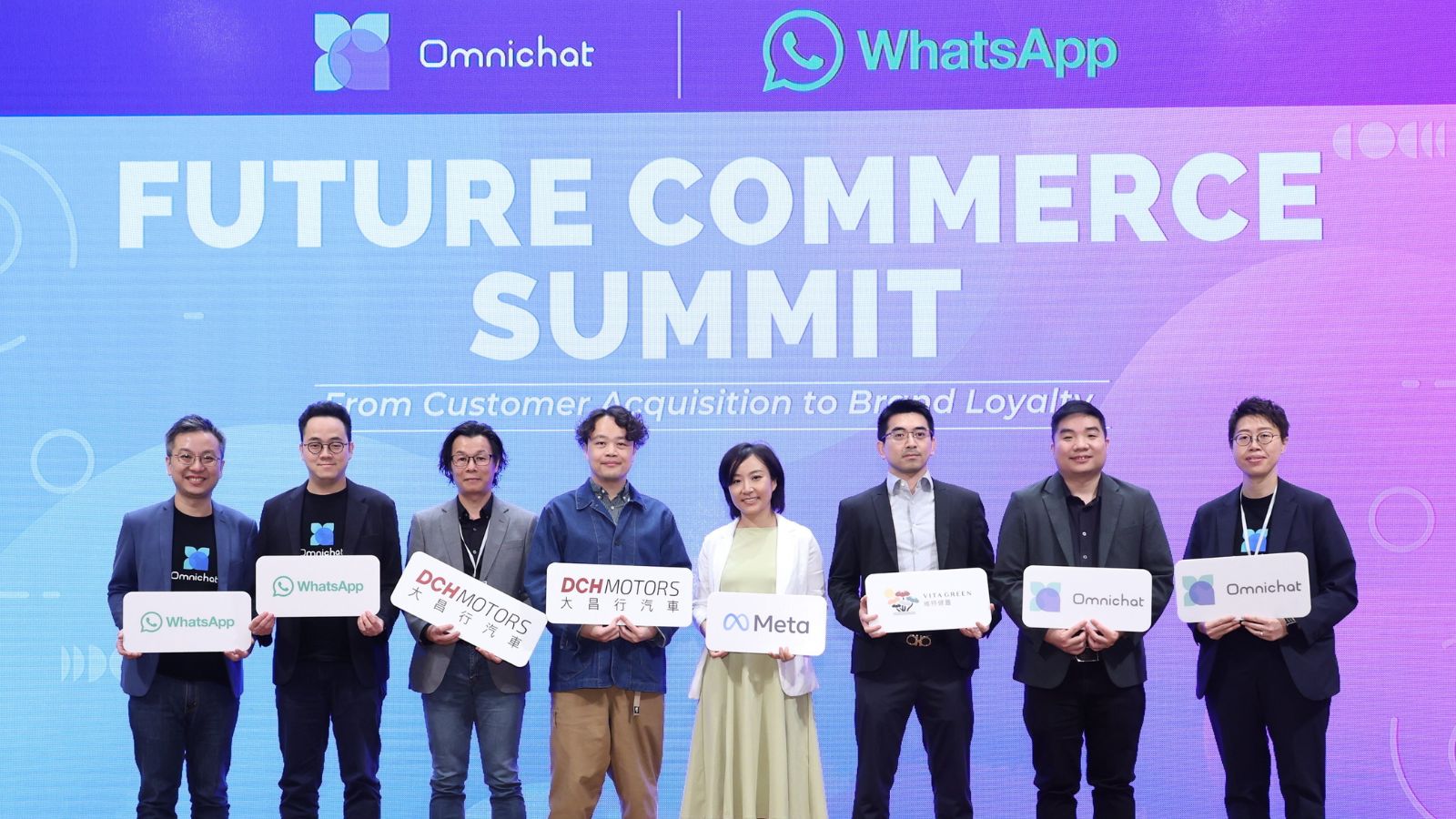 (from left) Avery Tang, Regional Vice President of Customer Success of Omnichat; Pak Hui, Chief Operating Officer of Omnichat; YP Chiu, Head of IT of DCH Motors; Geoffrey Ng, Head of Marketing of DCH Motors; Layla Xu, , Partner Manager, Business Messaging Platform of Meta; Terrence Siu, Ex-Head of IT & Group Director of Vita Green; Alan Chan, Founder & CEO of Omnichat; Amy Tsui, Senior Vice President (Greater China Region) of Sales of Omnichat officiated at the opening ceremony of the Summit.