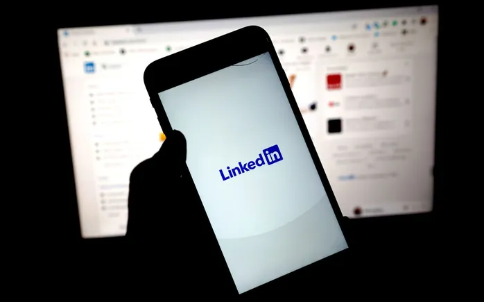 connected TV advertising - Amazon and LinkedIn Expand B2B CTV Advertising Reach